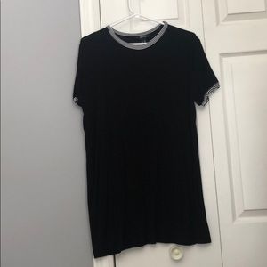 T-shirt dress size small fits big